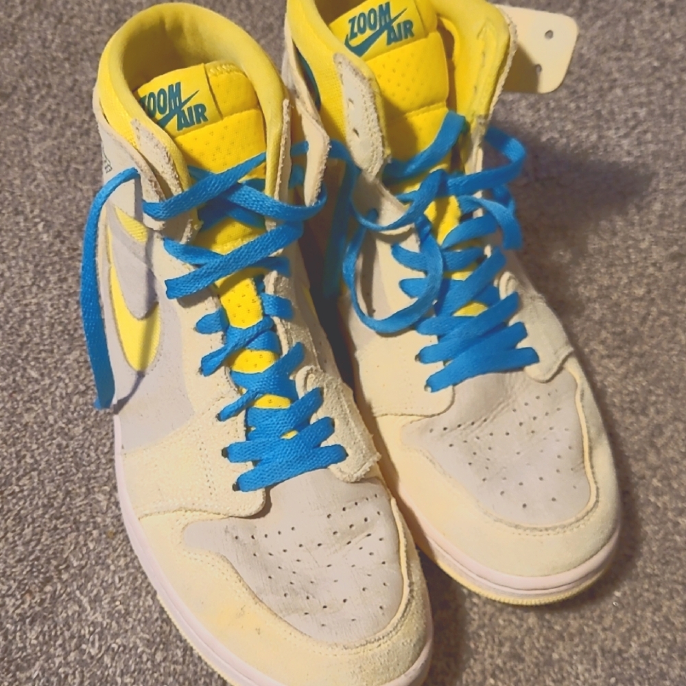 Nike Zoom Air High-Top Sneakers - Yellow and Blue